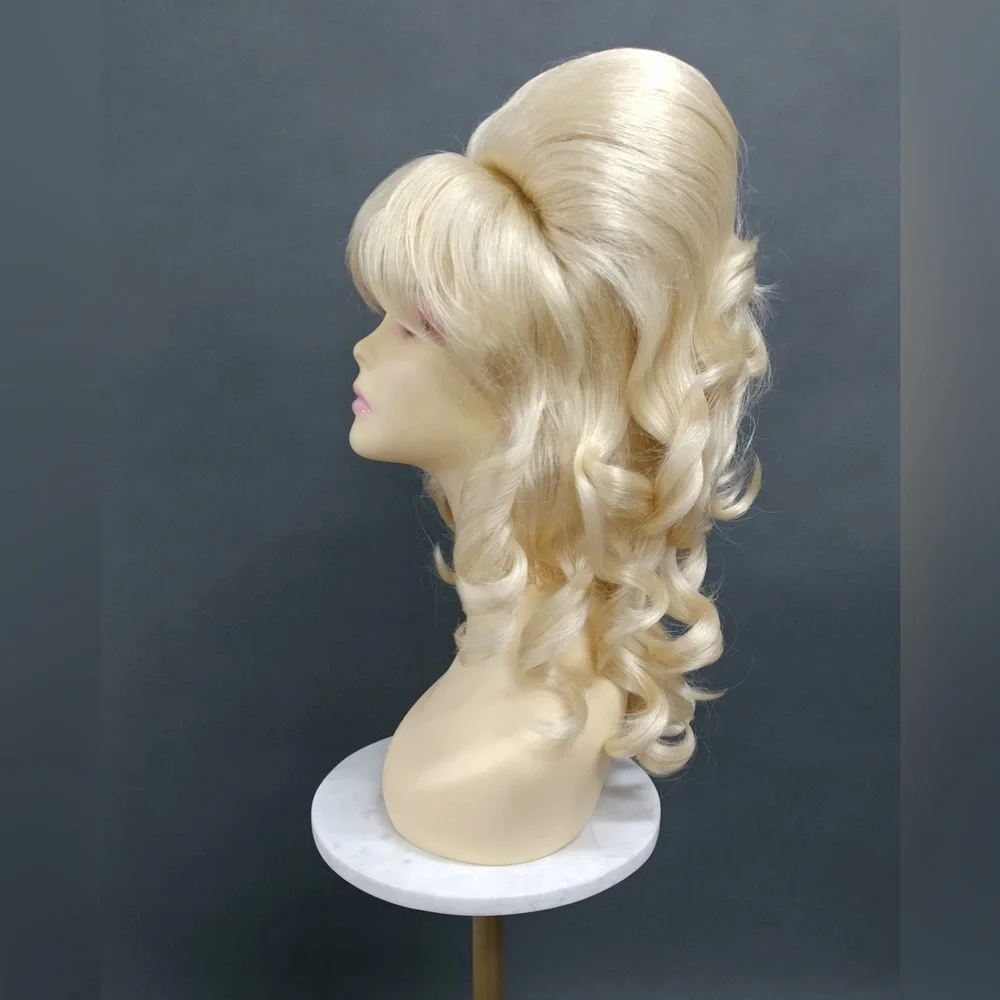 Blonde retro 60s beehive wig